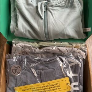 Baby Zipper Rompers (Set)